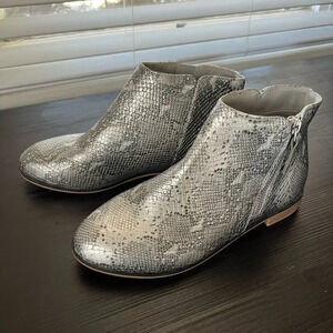 Girls' Judi Snake Print‎ Ankle Booties - Cat & Jack SIZE 5 YOUTH-Like New